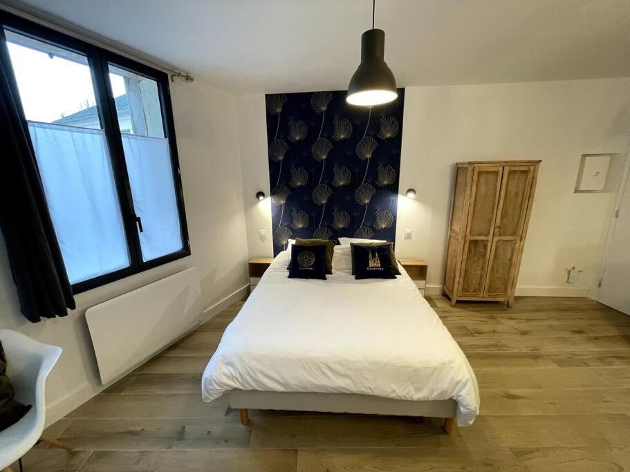 Alp Chartres - Cosy Studio Au Coeur De Chartres Avec Parking Buitenkant foto